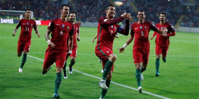 Cristiano celebra su gol ante Islas Feroe.