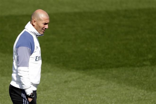 Zidane en el entrenamiento previo al choque.