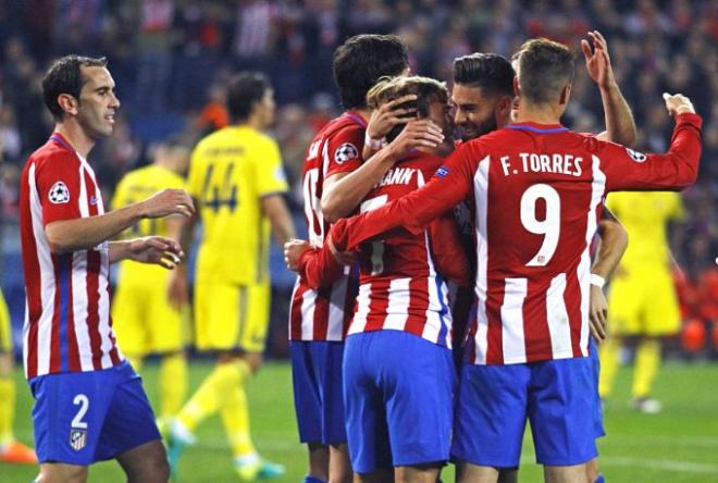 Los jugadores del Atlético de Madrid celebran un gol de Griezmann al Rostov.