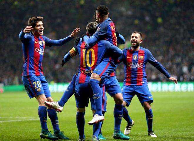 Los jugadores del Barcelona celebran el gol de Messi ante el Celtic.