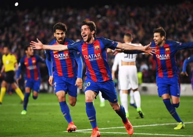 Sergio Roberto celebra su gol histórico ante el PSG.