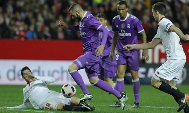 El gol de Benzema mantiene la racha del Madrid.