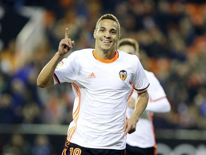 Rodrigo celebra su gol ante el Leganés.