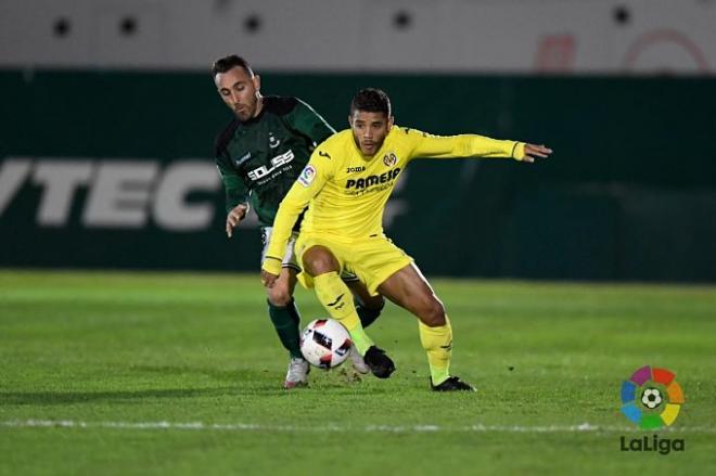 Bakambu y Samu Castillejo, protagonistas en el triunfo.