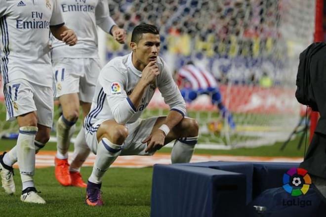 Cristiano celebra un gol en el Calderón.