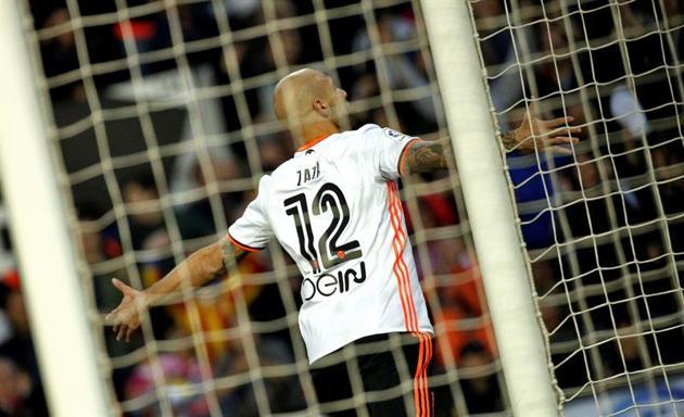 Zaza celebra su gol ante el Real Madrid en Mestalla.