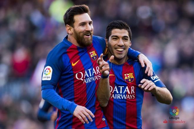 Messi y Suárez celebran un gol ante Las Palmas.