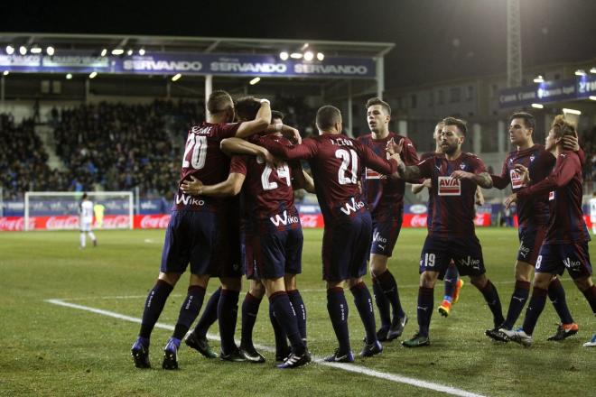 Ganó el equipo que menos errores cometió.