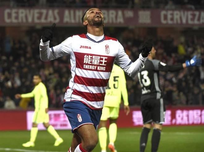 Carcela celebra su gol ante el Betis.