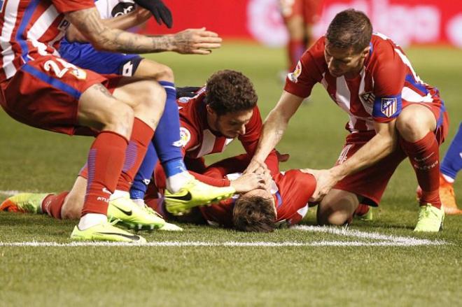 Imagen del susto de Fernando Torres en Riazor.