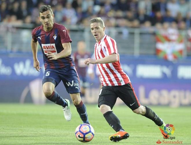 Muniain lo intentó entre líneas.