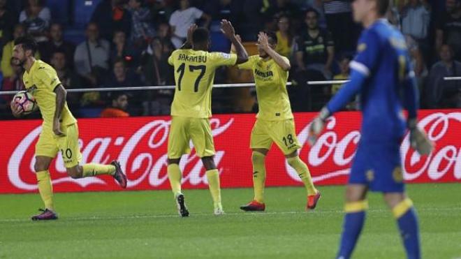 Bakambu celebra el gol del triunfo del Villarreal.