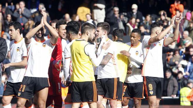 El Valencia espera celebrar un triunfo esta tarde ante el Madrid.