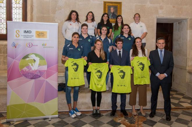 Presentación del Tour Iberdrola en el Ayuntamiento de Sevilla.