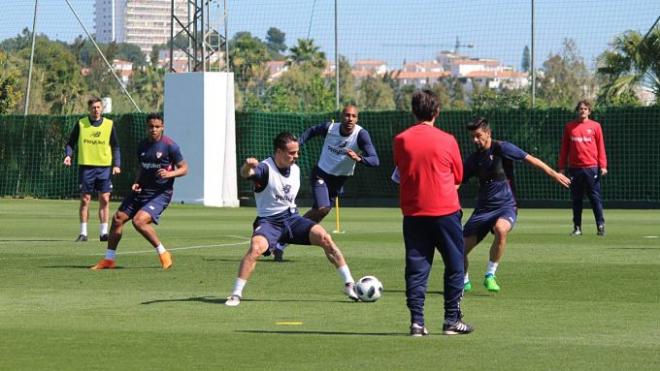 Imagen de uno de los entrenamientos del Sevilla en Marbella.