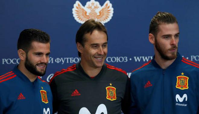 Nacho, Lopetegui y De Gea en rueda de prensa.