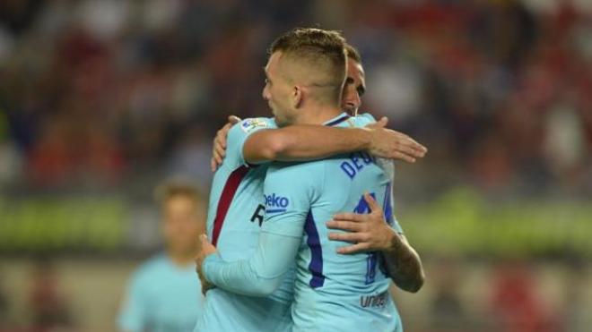 Deulofeu y Álcacer celebran el 0-1.