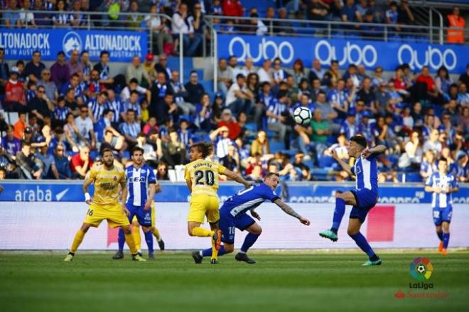 Imagen del partido Alavés-Girona (1-2).