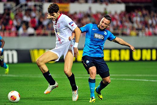 Fazio, en un partido de Liga Europa ante el Oporto.