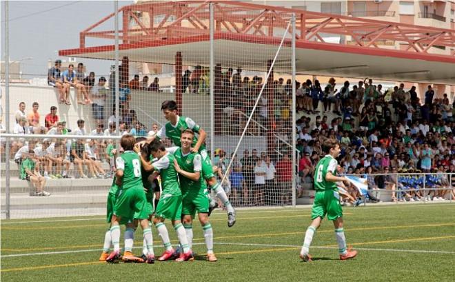 Los campeones infantiles del Betis.