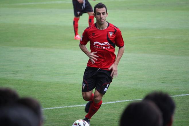 Emilio Sánchez, jugador del Mirandés.