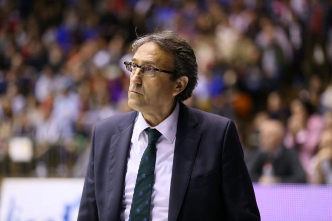 Luis Casimiro, entrenador del CB Sevilla.