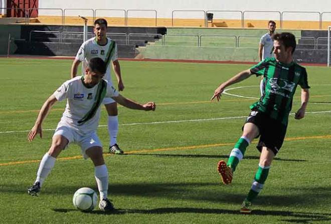 Pedrera y Coronil, las caras diferentes del fútbol