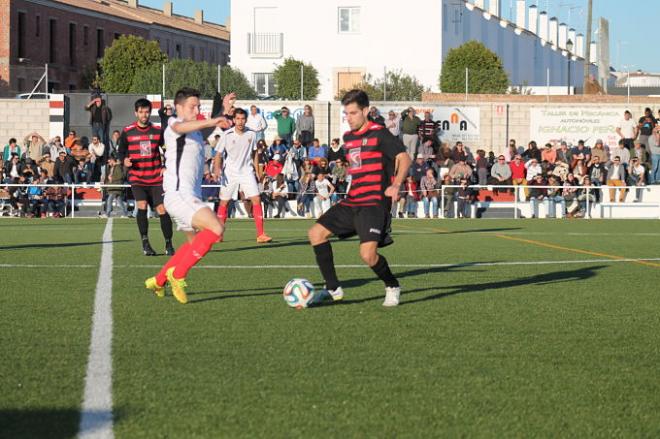 El Estadio José Juan Romero registró la mejor entrada de su historia el pasado domingo contra el Sevilla C.