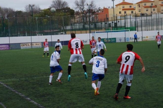 El Castilleja sigue sumando de tres en tres.