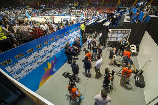 Sevilla, con gran espectación por el baloncesto.