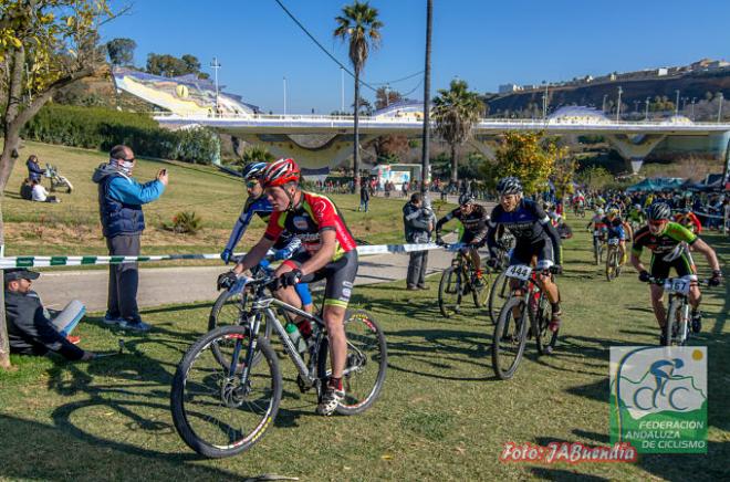 Momento de la prueba ciclista.