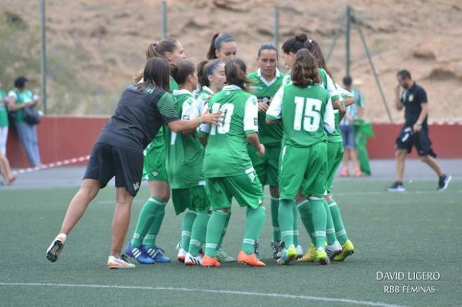 El Betis Femenino es una piña.