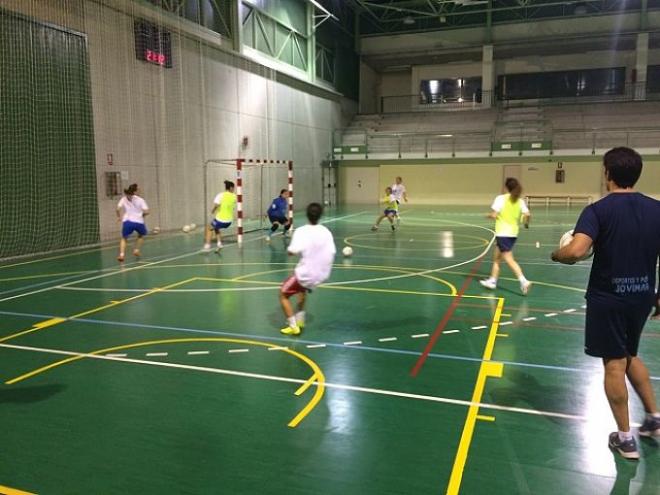 Imagen de un entrenamiento del Estudiantes.