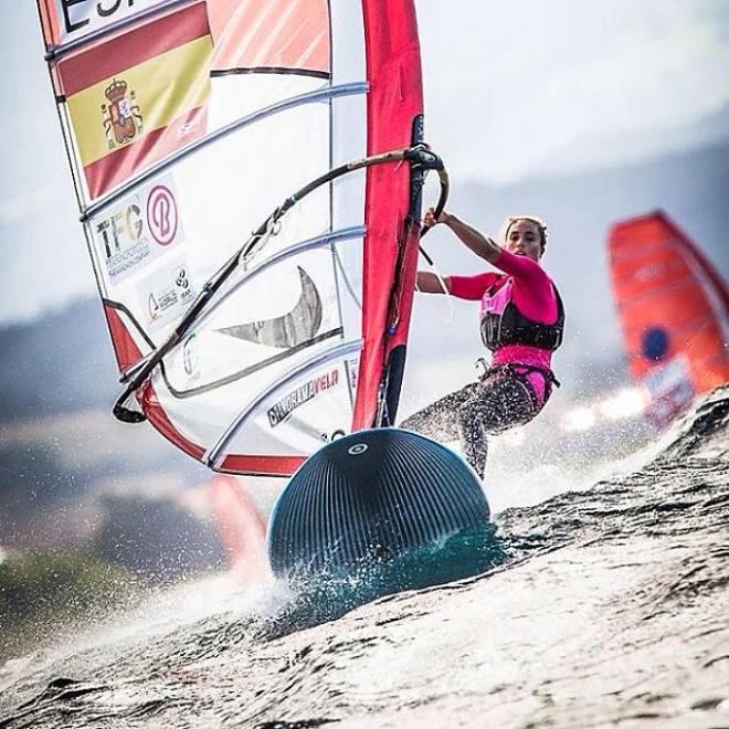 Blanca Manchón, windsurfista sevillana.