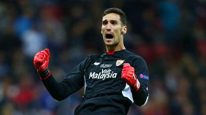 Sergio Rico en la final de la Europa League.