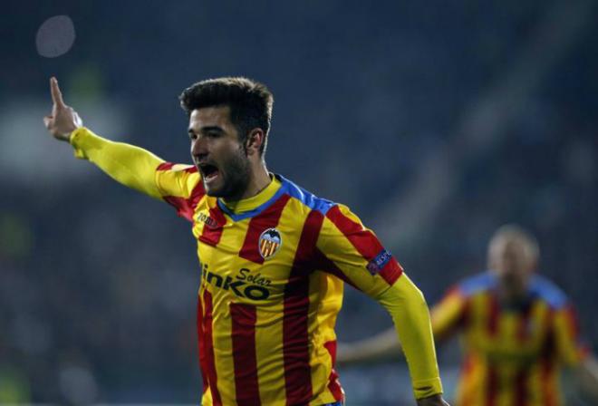 Barragán celebra un gol en la Liga Europa.