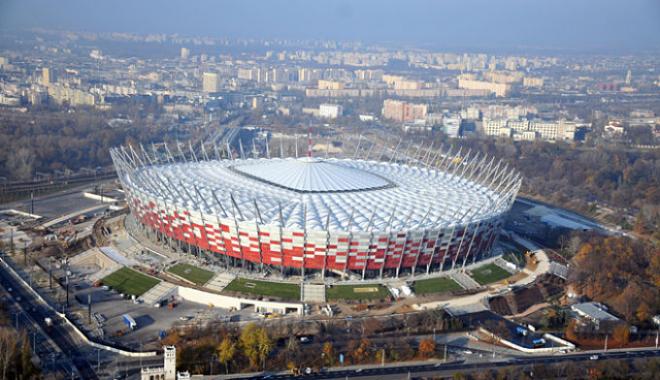 El estadio Nacional de Varsovia, el Narodowy.