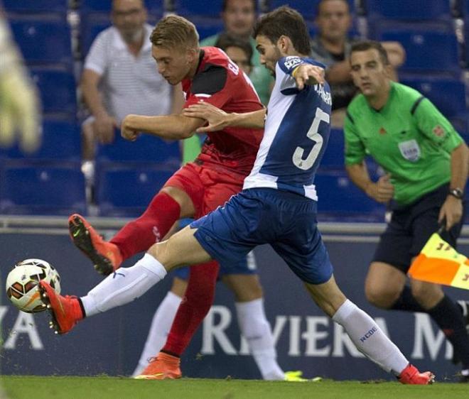 Deulofeu, durante el partido ante el Espanyol.