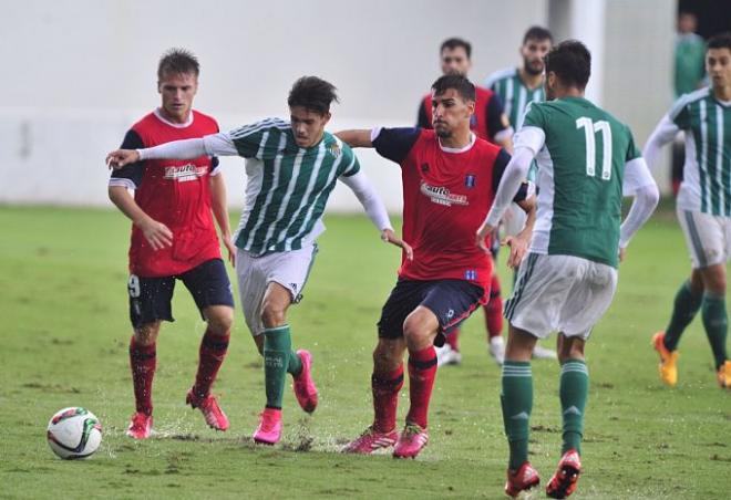 Partido entre el Betis B y el Recreativo de Huelva.