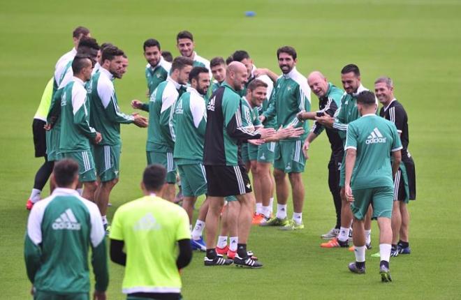 Instantánea del entrenamiento del Betis.