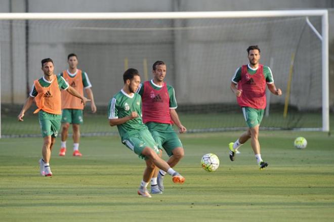 Varela, en un entrenamiento en la ciudad deportiva.