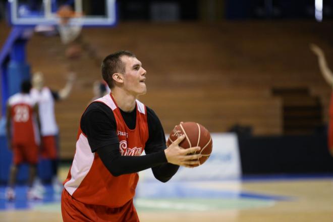 Nikola Radicevic, jugador del Baloncesto Sevilla.