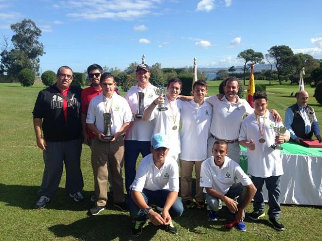 El equipo del Real Club de Golf de Sevilla