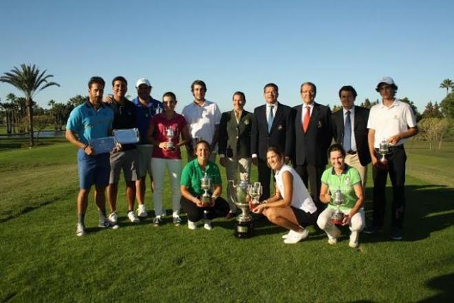 Cuadro de vencedores en el Real Club de Golf de Sevilla.