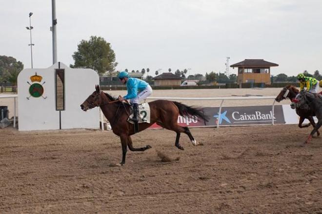 Pat de Bunny con Vaclav Janácek, vencedores de la carrera mejor dotada de la jornada.