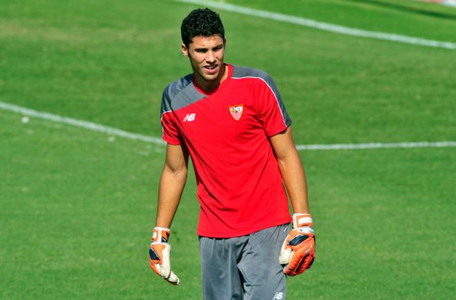 David Soria en un entrenamiento.