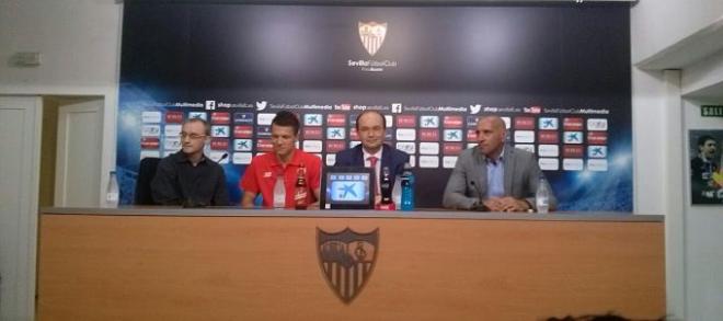 El traductor, Konoplyanka, Castro y Monchi.