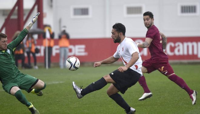 Ivi, autor de un gol ante el Jumilla (Foto: SFC).