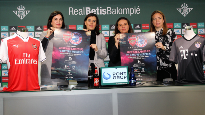 Presentación del partido femenino en Sevilla.