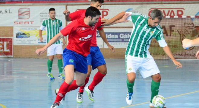 Luis Lara, en el partido de Copa ante el Mengíbar (Foto: Real Betis).